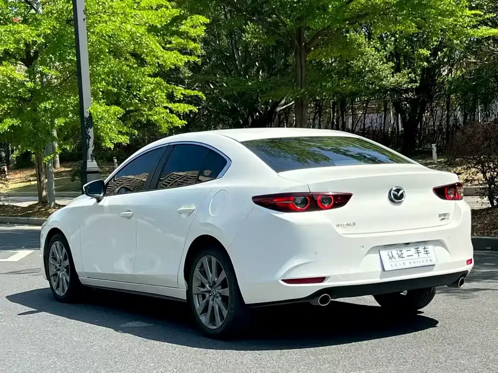 Mazda 3 Axela 2023 из CN, фото 5