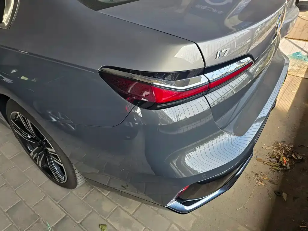 BMW i7 2024 из CN, фото 3