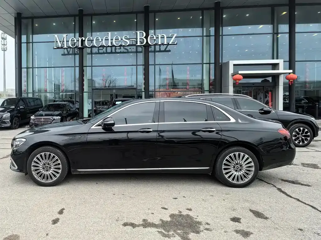 Mercedes-Benz E-Class 2023 из CN, фото 10