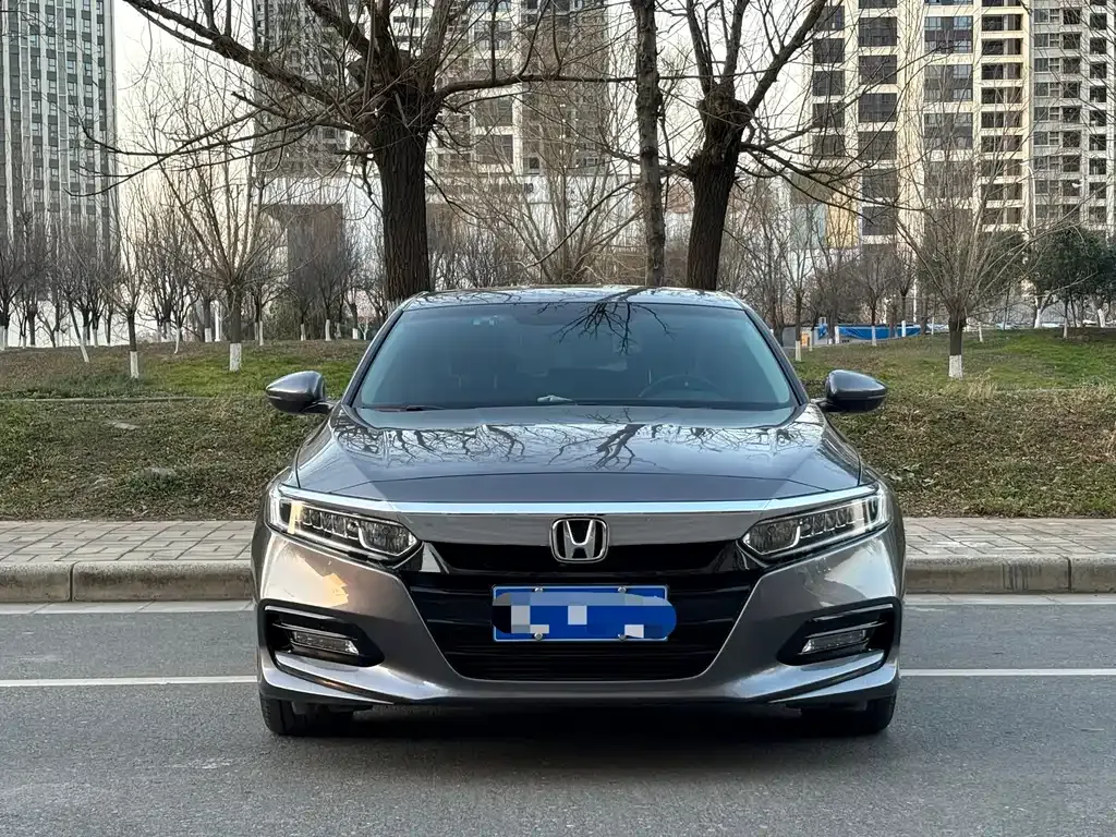 Honda Accord — фото 3