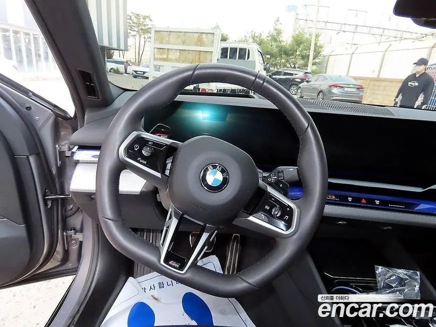 BMW 5-Series 2025 из KR, фото 10