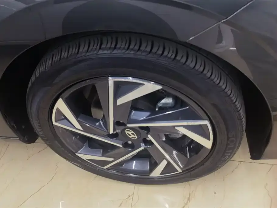 Hyundai Elantra 2024 из CN, фото 3