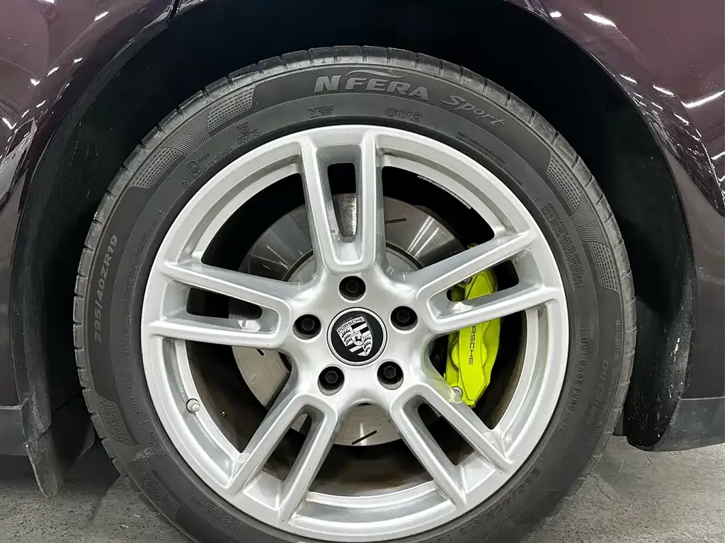 Porsche Panamera Hybrid — фото 10