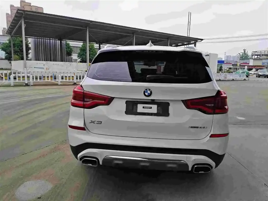 BMW X3 — фото 2