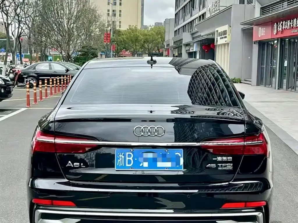 Audi A6L 2023 из CN, фото 5