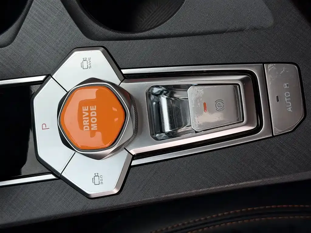 Changan UNI-V 2023 из CN, фото 2