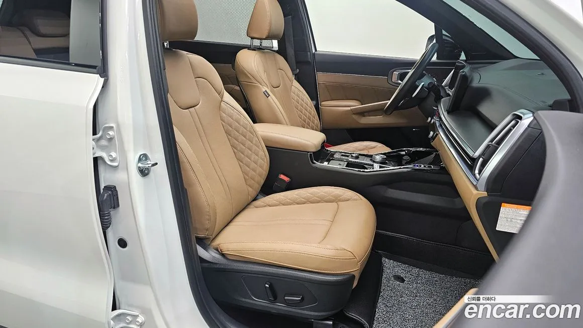 Kia Sorento — фото 9