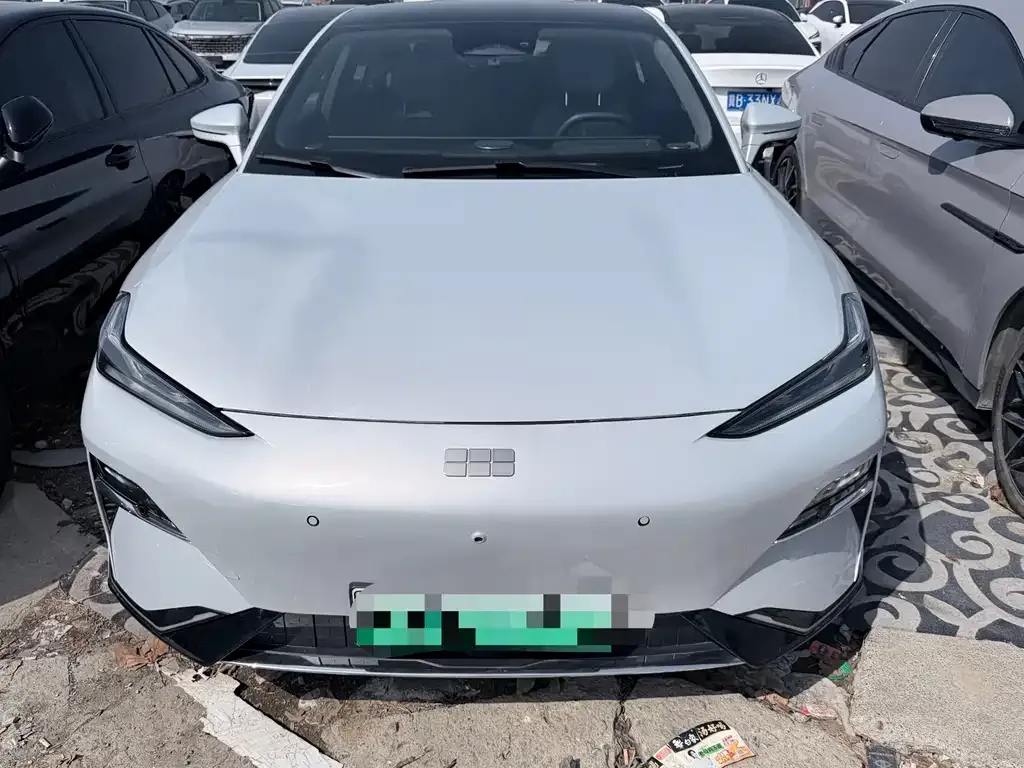 Geely Galaxy E8 2025 из CN, фото 7