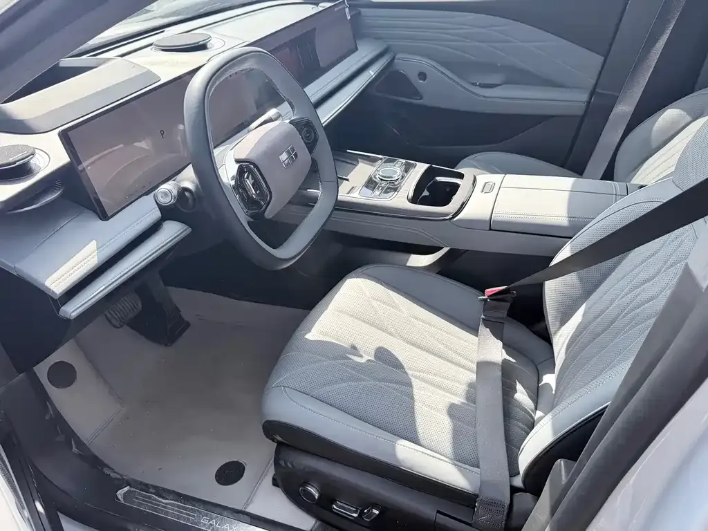 Geely Galaxy E8 2025 из CN, фото 2