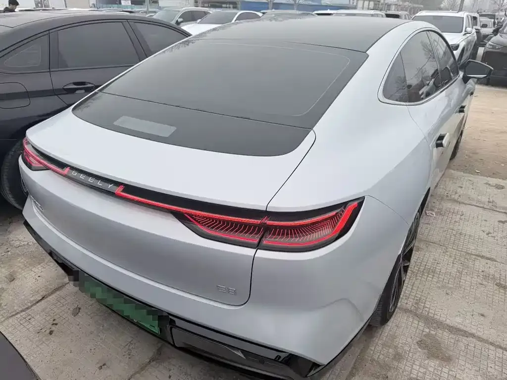 Geely Galaxy E8 2025 из CN, фото 4