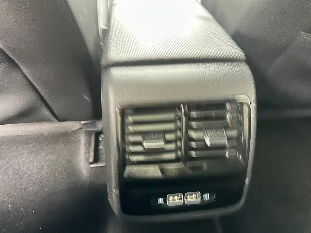 Volkswagen Sagitar 2022 из CN, фото 5