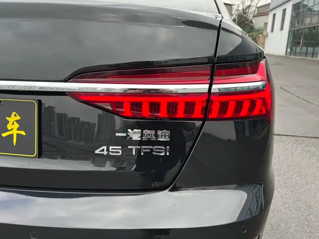 Audi A6L 2022 из CN, фото 2