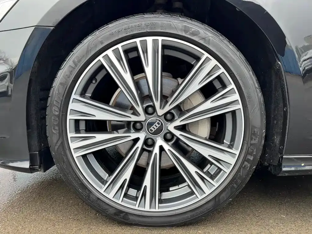 Audi A6L 2022 из CN, фото 8