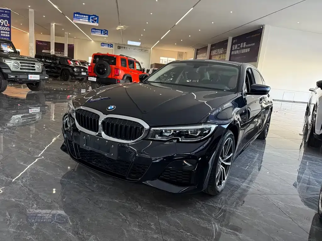BMW 3 Series — фото 1