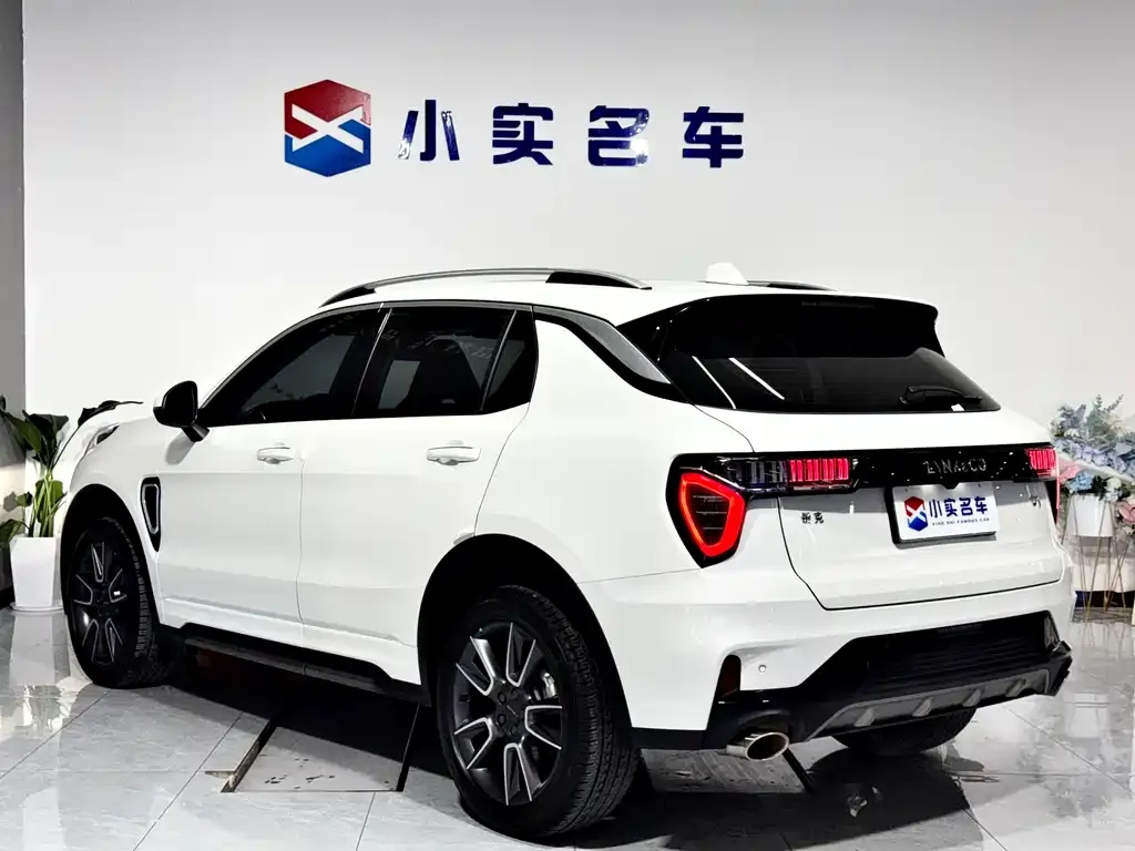 Lynk & Co 01 2021 из CN, фото 2