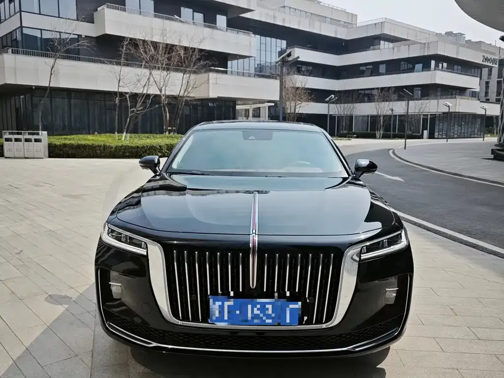 Hongqi H9 — фото 8