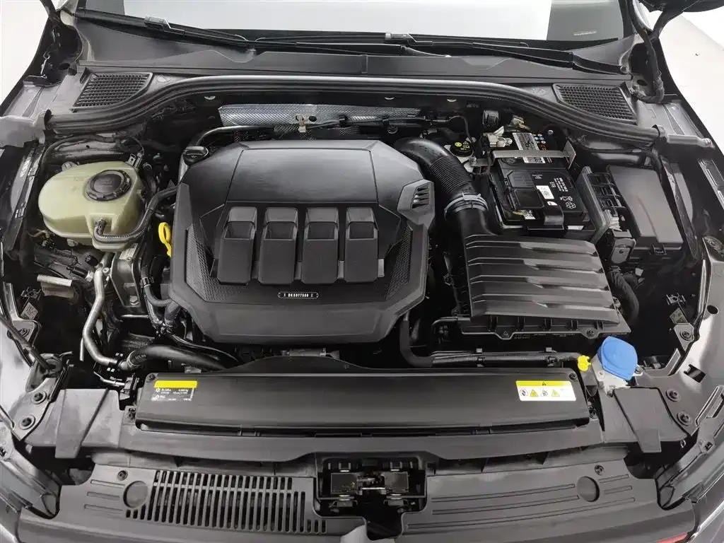 Volkswagen Golf GTI 2022 из CN, фото 8