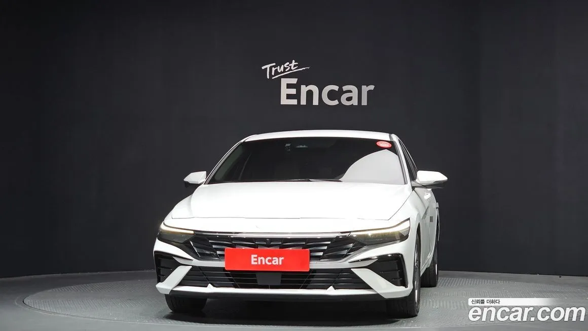 Hyundai AVANTE — фото 3
