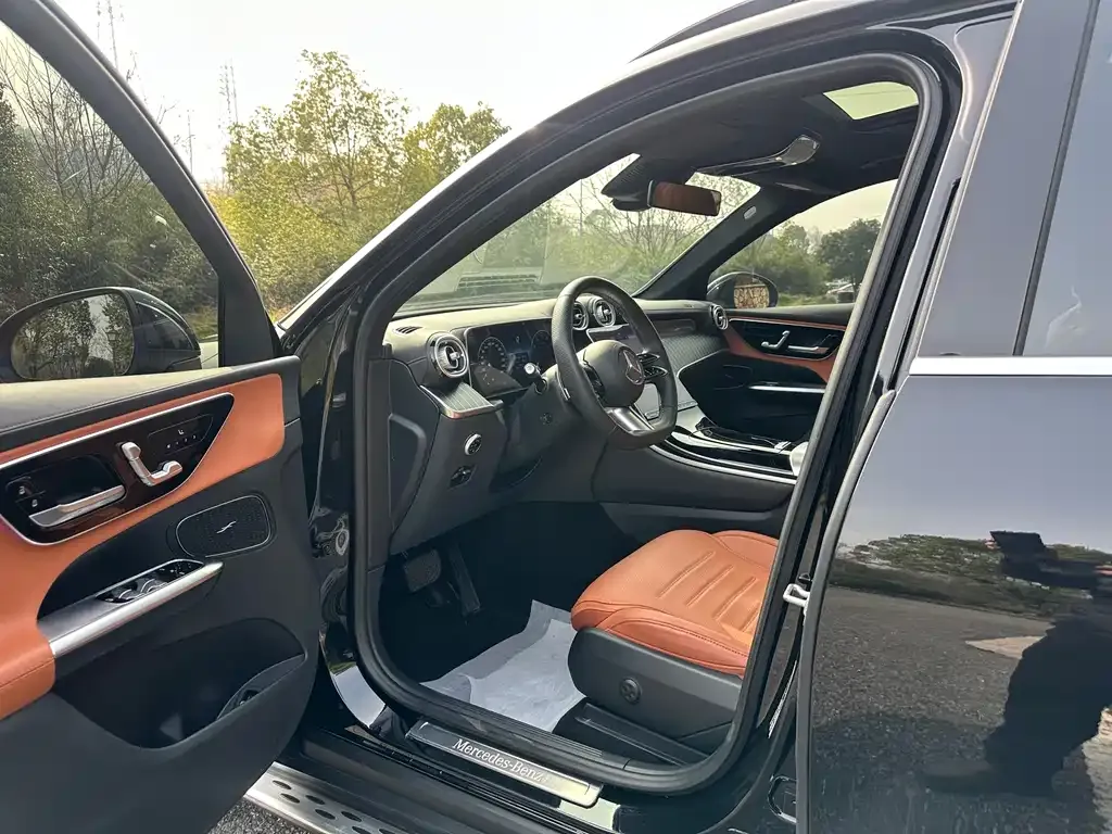 Mercedes-Benz GLC 2023 из CN, фото 4