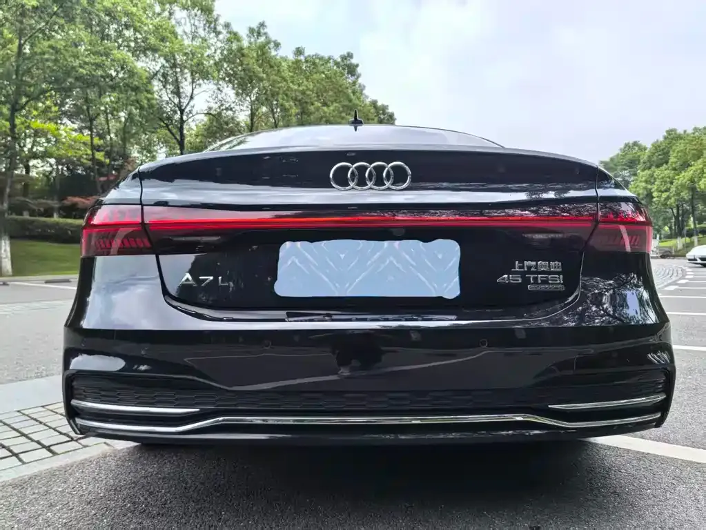 Audi A7L — фото 4