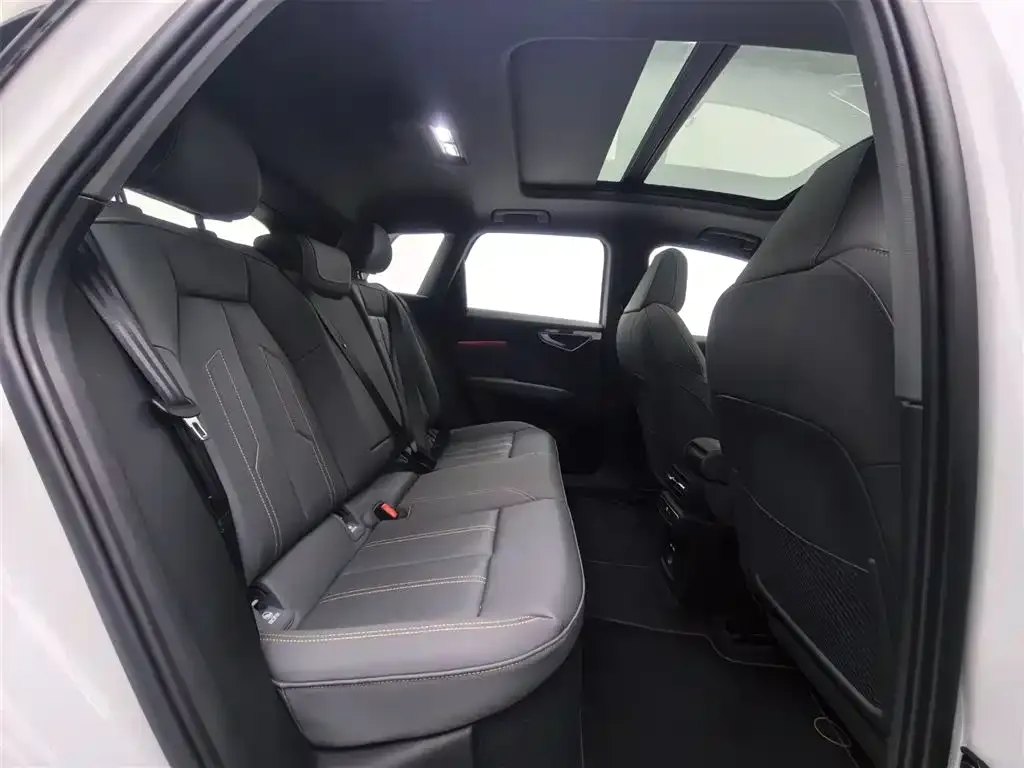 Audi Q4 e-tron 2023 из CN, фото 7