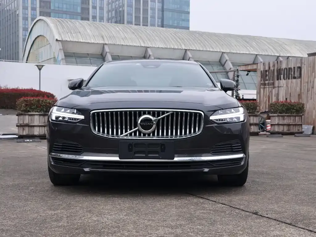 Volvo S90 PHEV 2022 из CN, фото 3