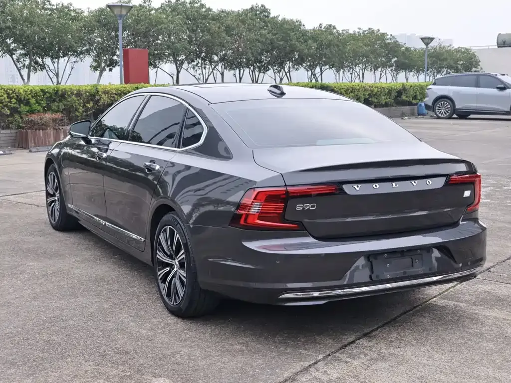 Volvo S90 PHEV 2022 из CN, фото 10