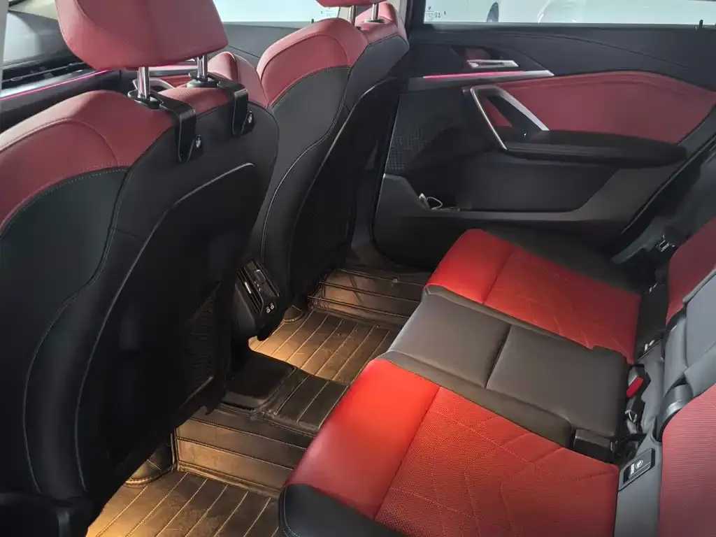 BMW X1 2024 из CN, фото 2