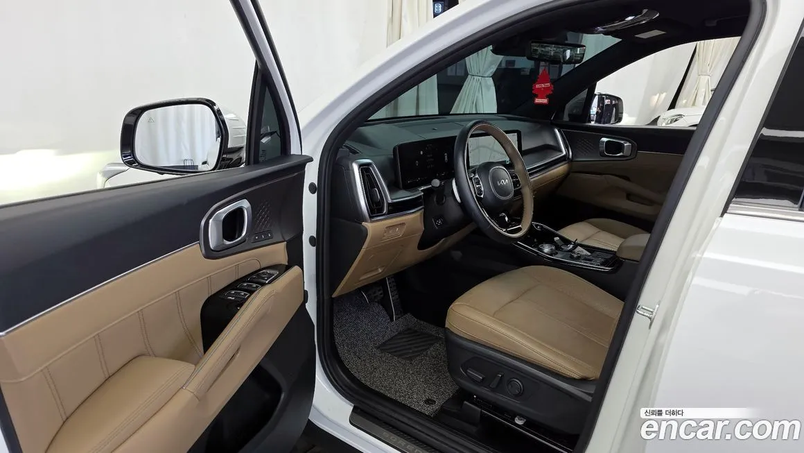 Kia Sorento — фото 7