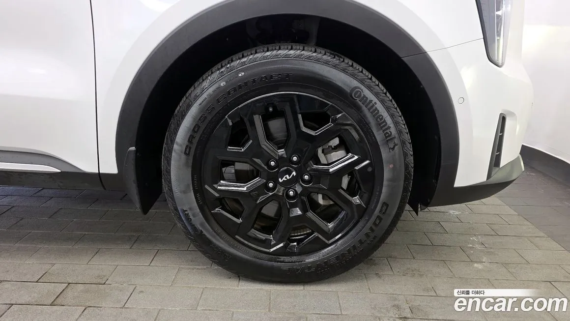 Kia Sorento — фото 3
