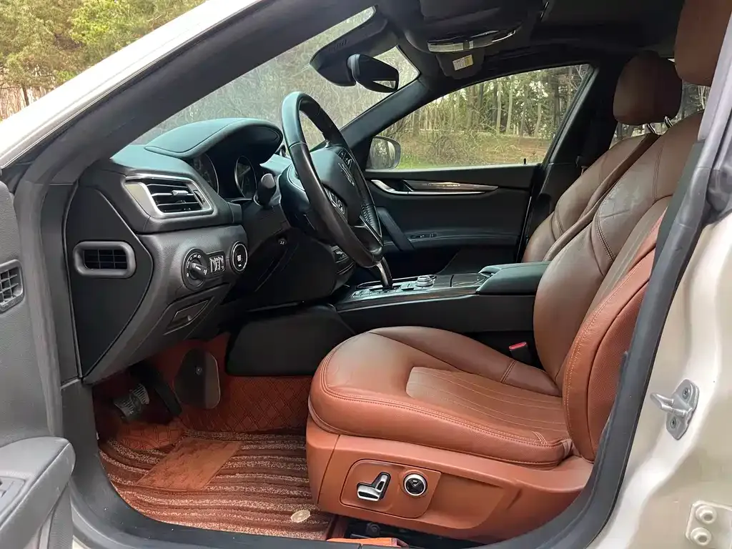 Maserati Ghibli 2023 из CN, фото 3