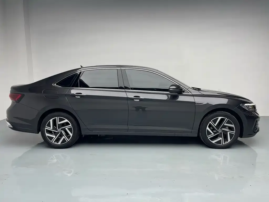 Volkswagen Sagitar 2023 из CN, фото 8