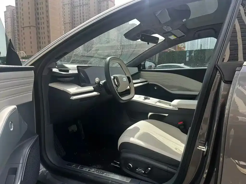 Geely Galaxy E8 2025 из CN, фото 3
