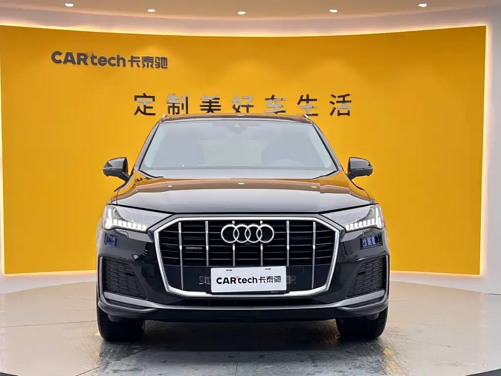 Audi Q7 2023 из CN, фото 6