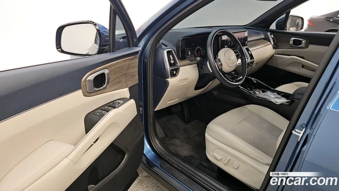 Kia Sorento — фото 4