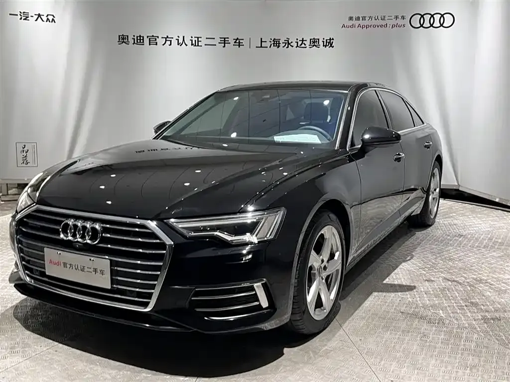 Audi A6L — фото 1