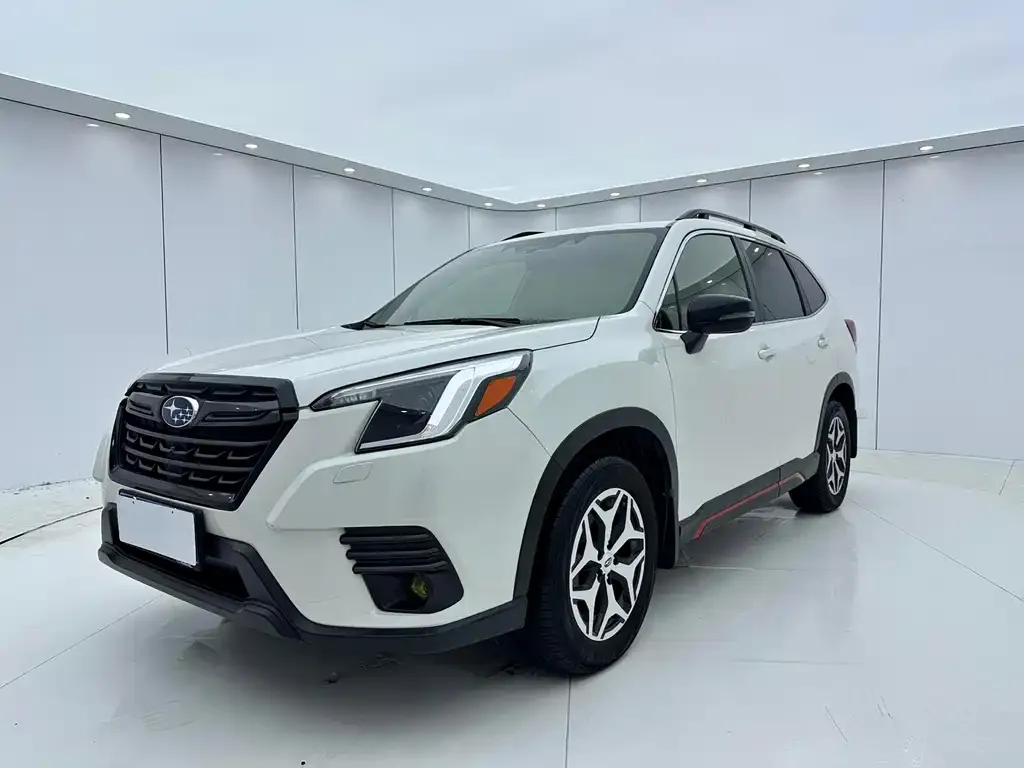 Subaru Forester 2022 из CN, фото 1