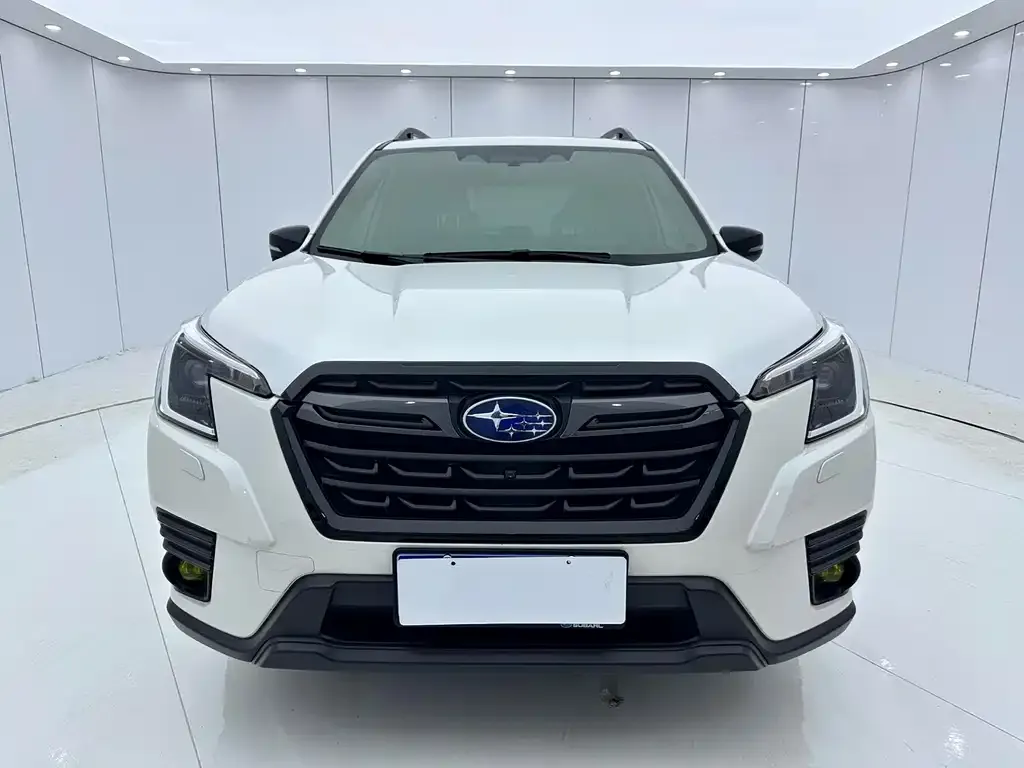 Subaru Forester 2022 из CN, фото 2