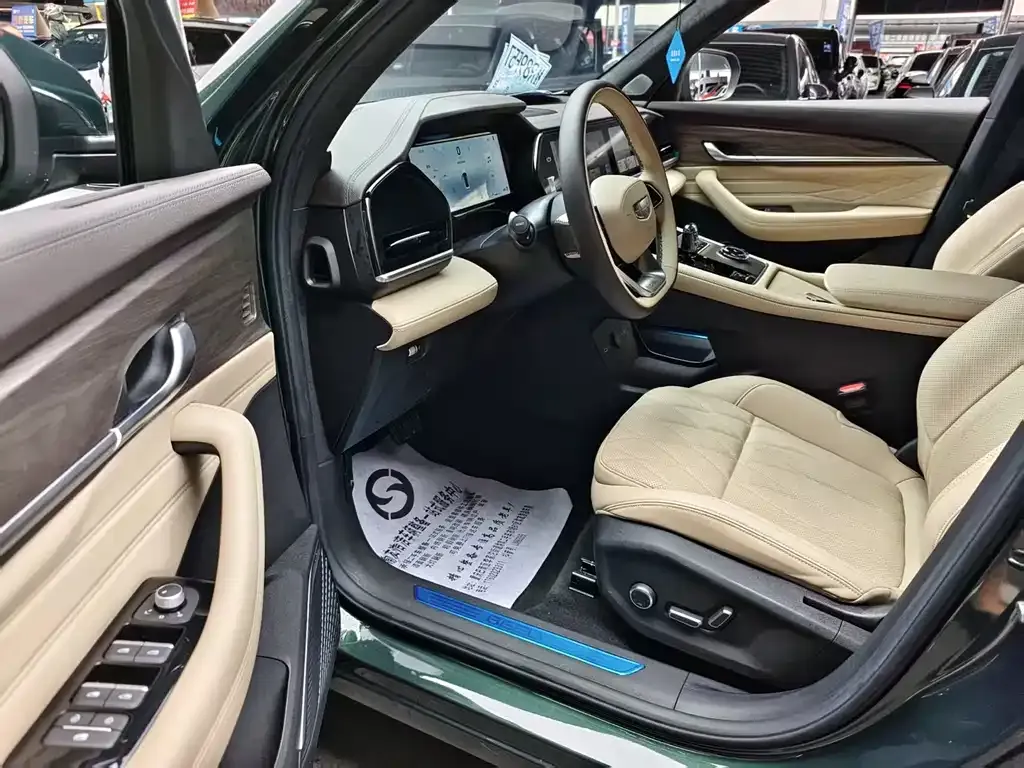 Geely Xingyue L 2024 из CN, фото 3