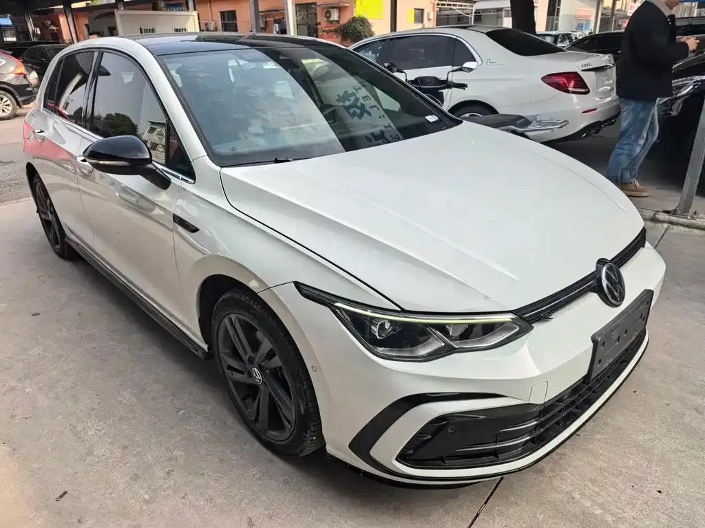 Volkswagen Golf 2021 из CN, фото 1