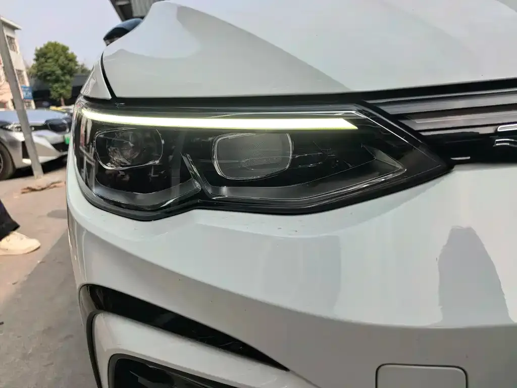 Volkswagen Golf 2021 из CN, фото 2