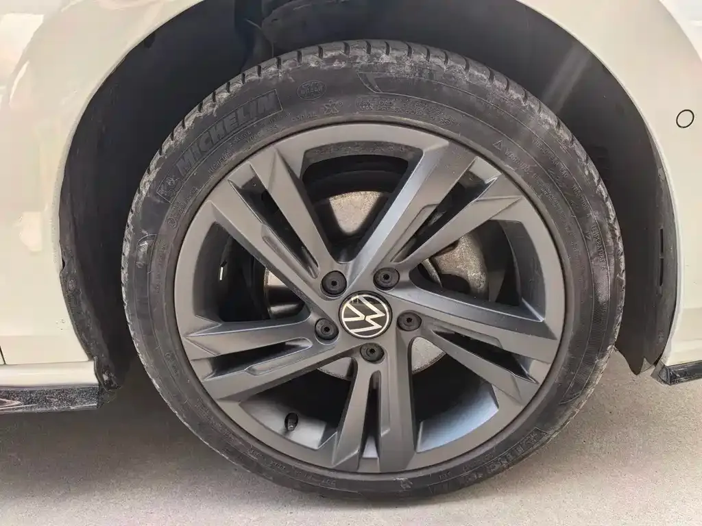 Volkswagen Golf 2021 из CN, фото 10