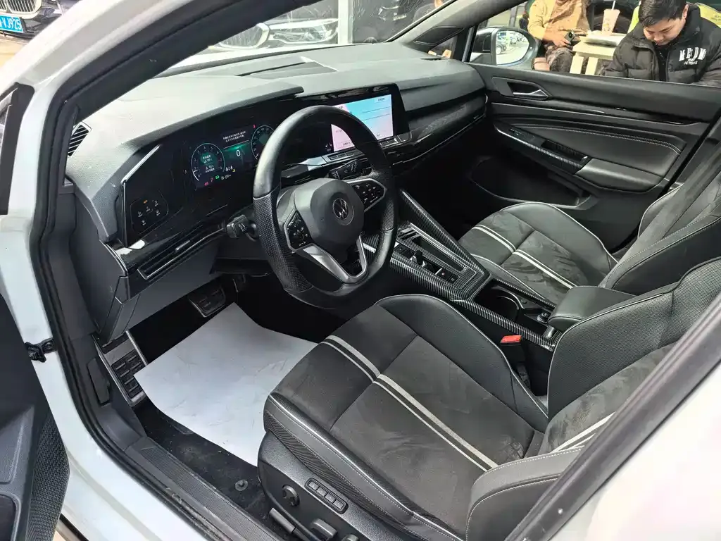 Volkswagen Golf 2021 из CN, фото 9