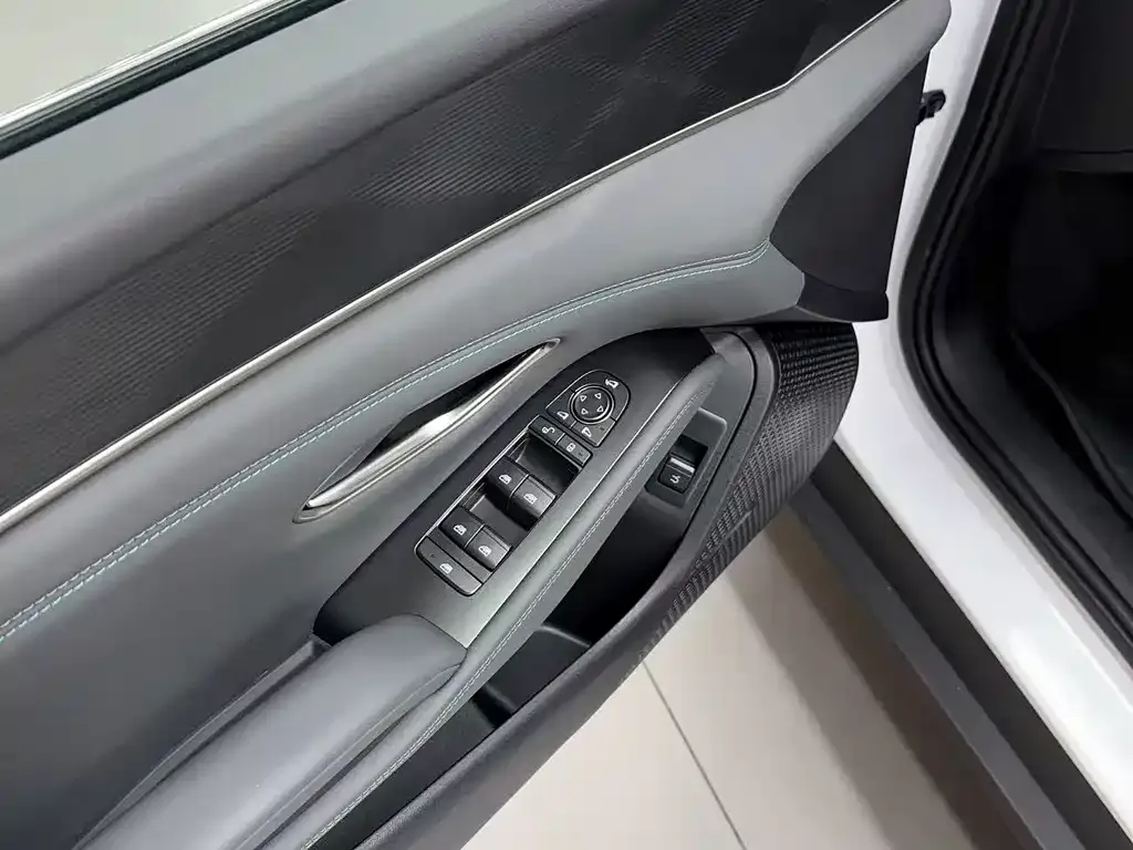 BYD Qin L 2025 из CN, фото 10