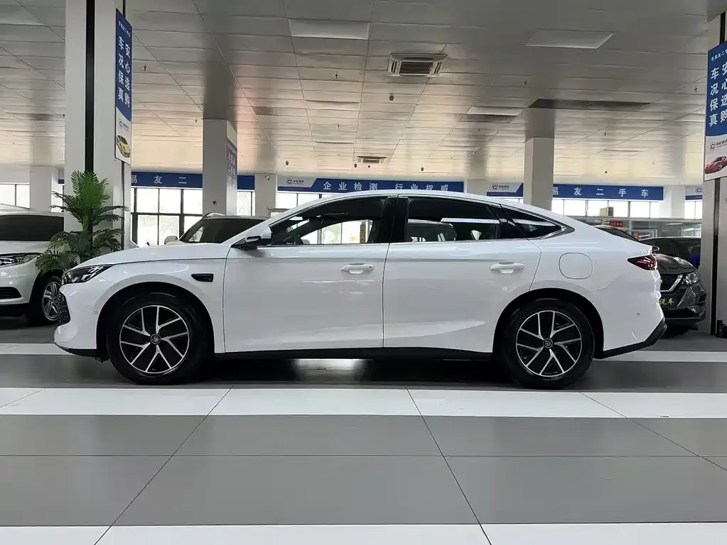 BYD Qin L 2025 из CN, фото 7