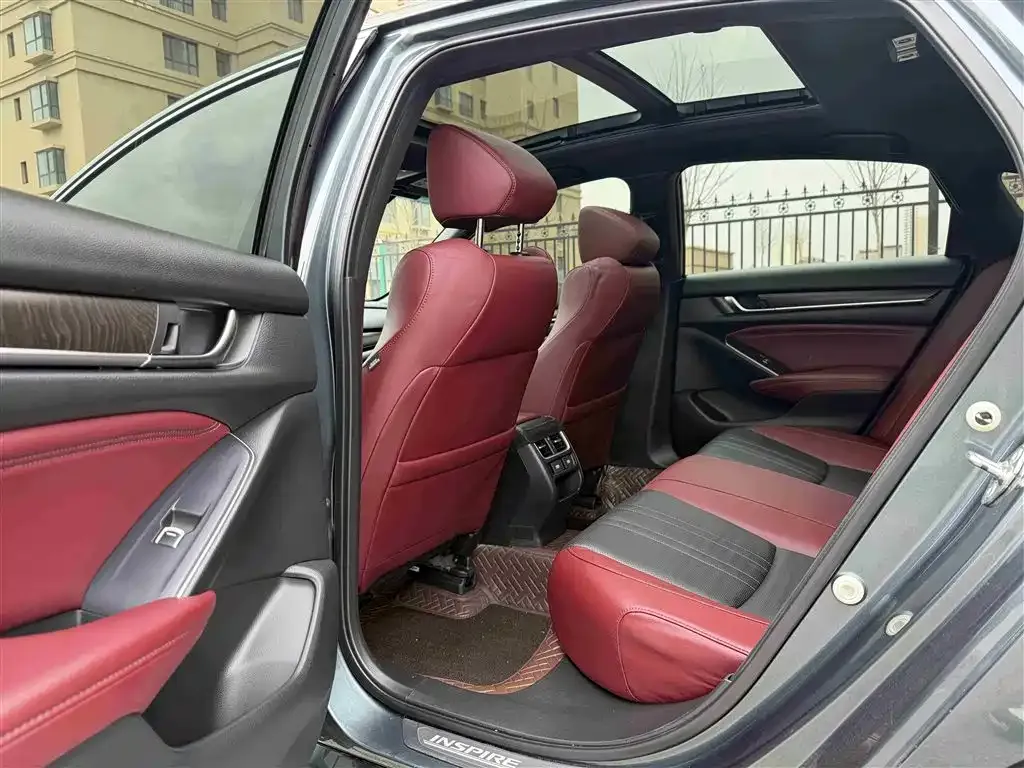 Honda Inspire — фото 10