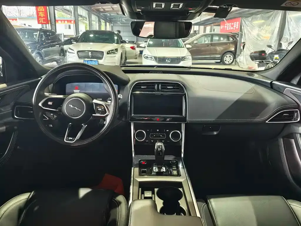 Jaguar XEL 2021 из CN, фото 5