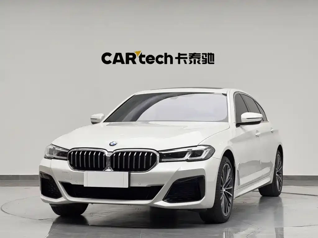 BMW 5 Series — фото 1