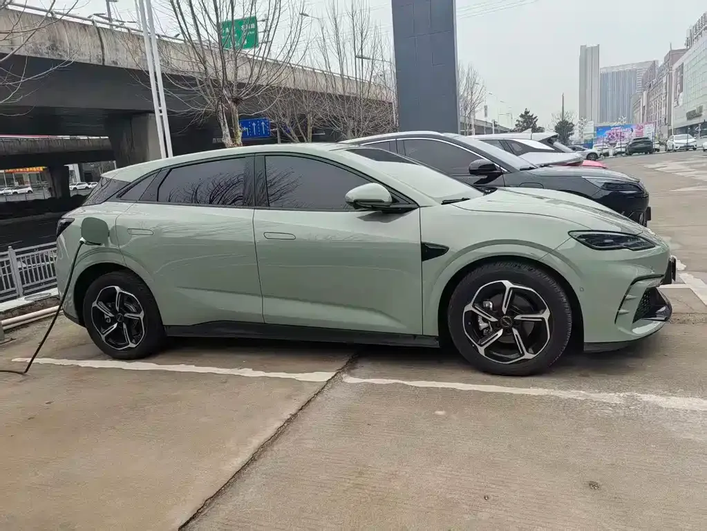 BYD Seal 06GT 2025 из CN, фото 10