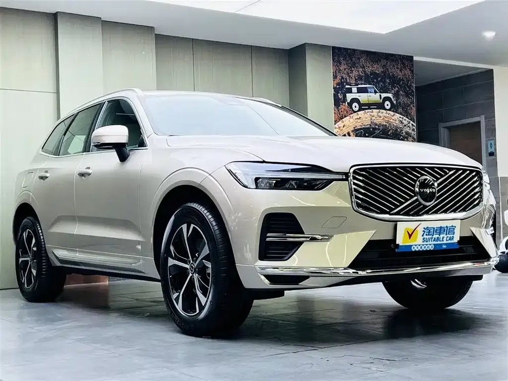 Volvo XC60 — фото 9